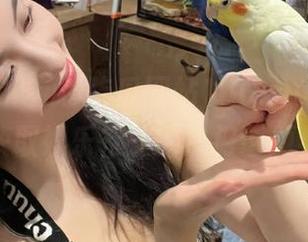 吃瓜网站166.su吃瓜，帮你轻松获取娱乐行业的热门话题与动态！