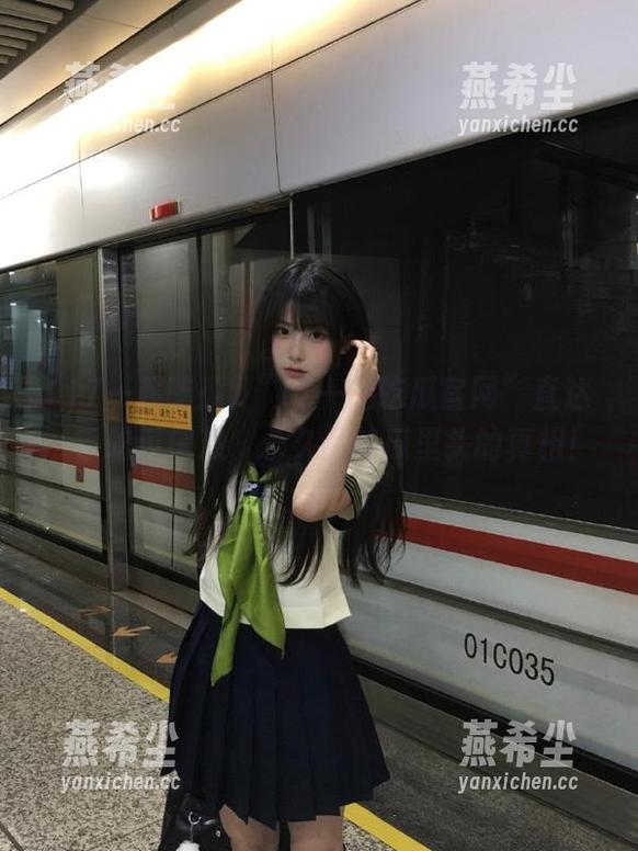 “17一起吃瓜官网”直达一手吃瓜信息，永久品味瓜里头的真相！