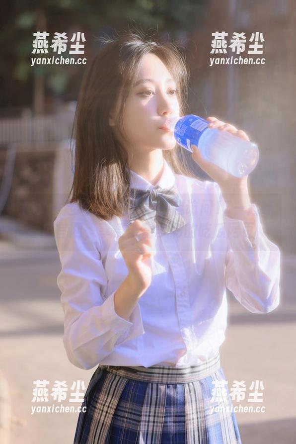 让我们一起访问17一起吃瓜官网，享受丰富多彩的吃瓜网页