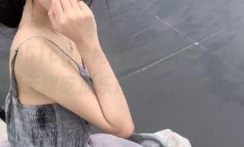 51cg官网网址的神秘入口，带你畅游无限吃瓜乐趣，快来探索吧！