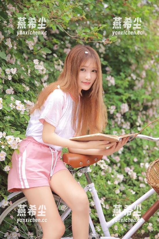 万篇长征-黑料不打烊668.su贴吧：一键收藏，快速下载，让你精准获取最新吃瓜资讯！