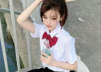 揭秘718.sx：如何通过app和网页获取最新吃瓜资讯？
