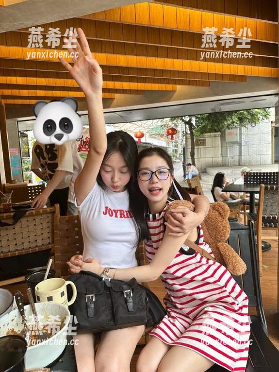 想要免费了解娱乐圈动态？赶快来91吃瓜中心吧！