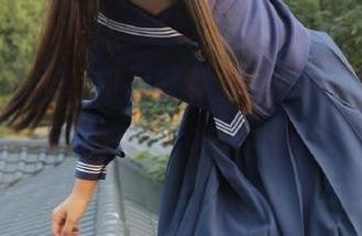如何轻松找到“吃瓜不打烊贴吧”的入口，ios用户不容错过