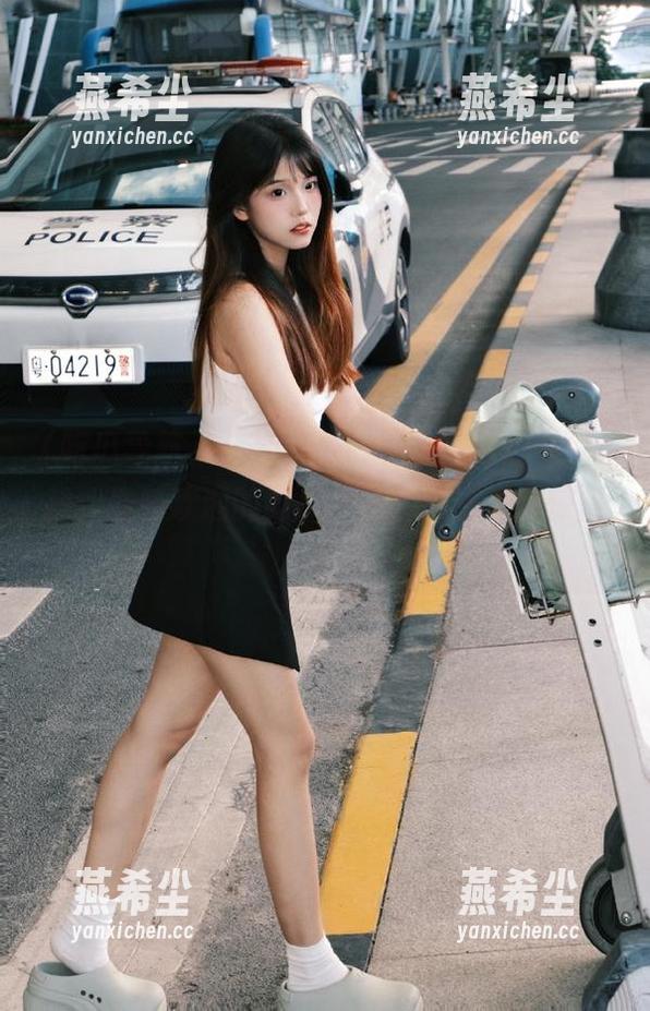 来“吃瓜导航”传送门，轻松找到最受欢迎的吃瓜网站，乐享无限惊喜！