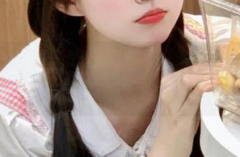 最新吃瓜网官网入口，女生们快来分享你们的吃瓜心得
