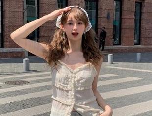 咱们在网曝吃瓜，畅聊八卦，保证你永不迷路的娱乐体验！