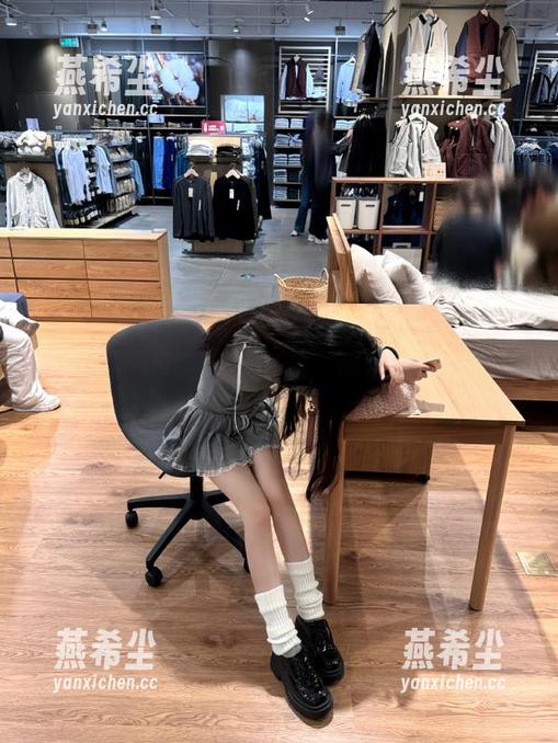 黑料不打烊zztt49发布小道消息，下载紧跟热点，娱乐江湖的另一面！