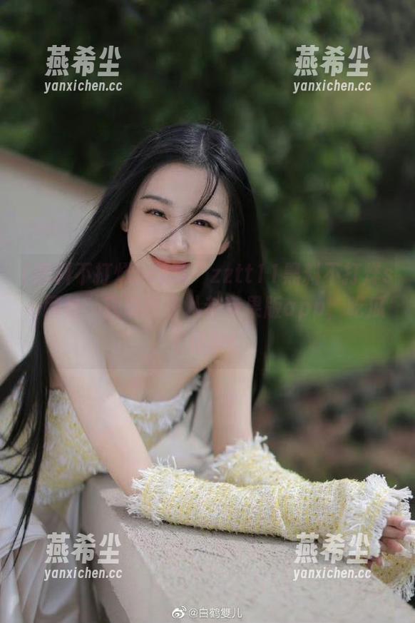 从“zztt11黑料不打烊so网址”获取独家八卦苹果版app，吃瓜不停歇！