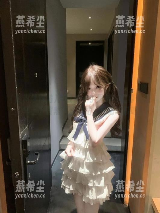 获取第一手黑料与内幕信息，马上下载黑料爆料站，尽情吃瓜吧！