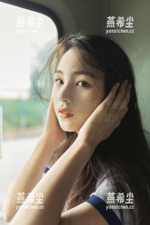 在黑料社区今日曝光吃瓜，传送门开启隐藏剧情的冒险！