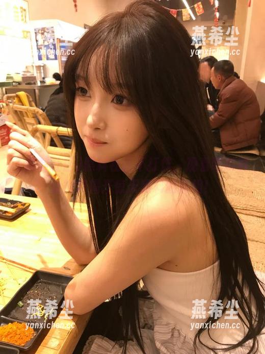黑料社区 黑料社区不打烊,观看吃瓜群众如何揭开惊天黑料的真相!