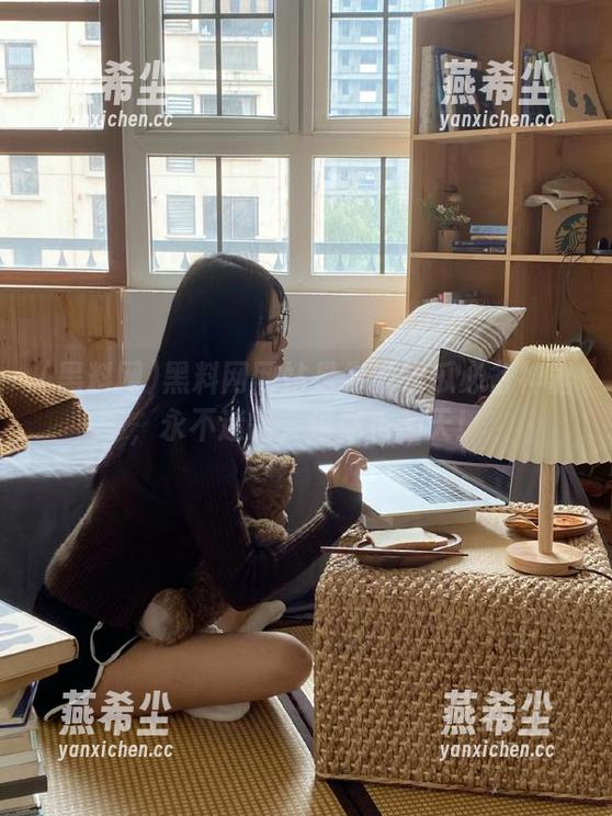 黑料网网站是你的吃瓜必备神器，永不迷路，逗你乐翻天！