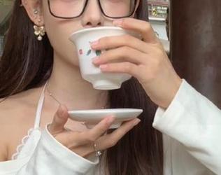 分享黑网料最新内容，体验苹果版新功能的乐趣！
